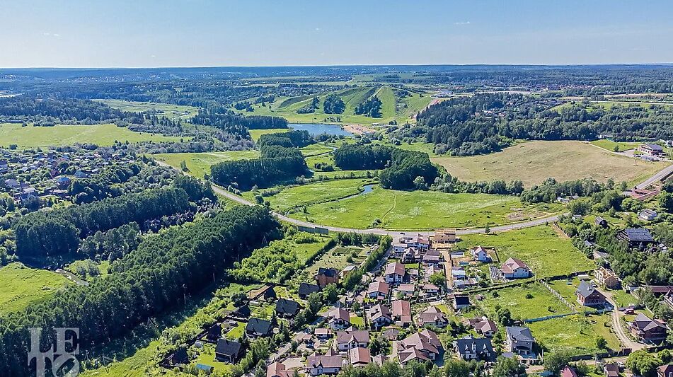 Барнхаус в поселке Иванцево