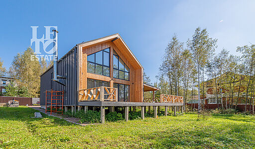 Барнхаус в поселке Иванцево