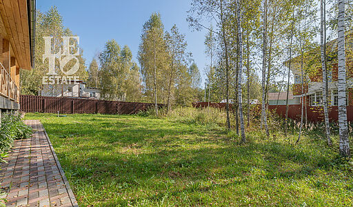 Барнхаус в поселке Иванцево