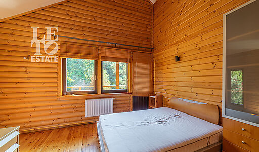 Дом у леса в п. Пестово