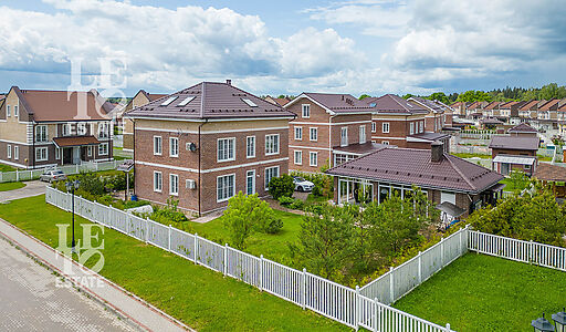 Стильный дом в КП Федоскино Парк