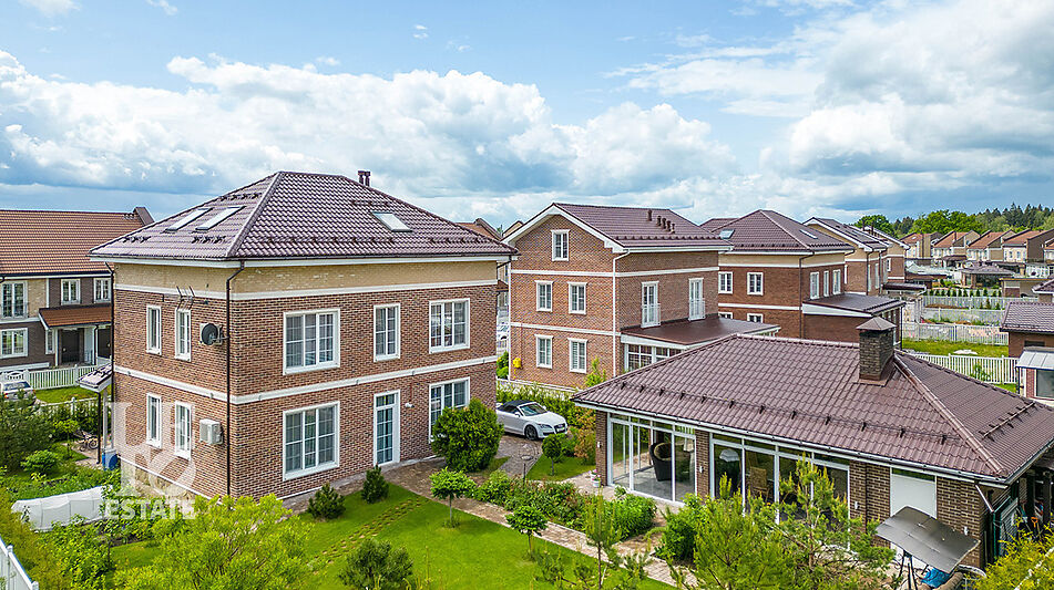 Стильный дом в КП Федоскино Парк