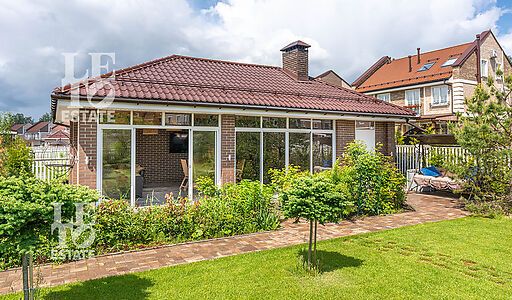 Стильный дом в КП Федоскино Парк