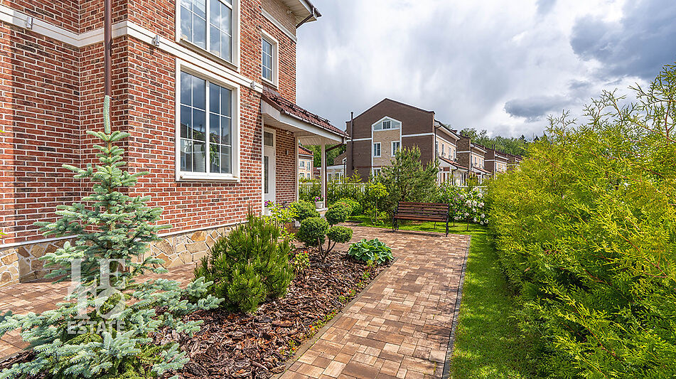 Стильный дом в КП Федоскино Парк