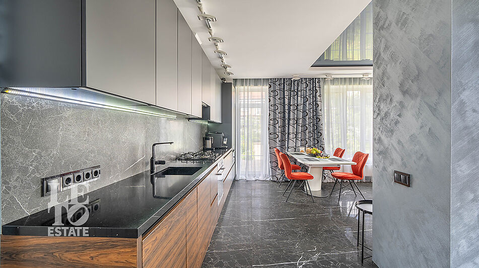 Стильный дом в КП Федоскино Парк