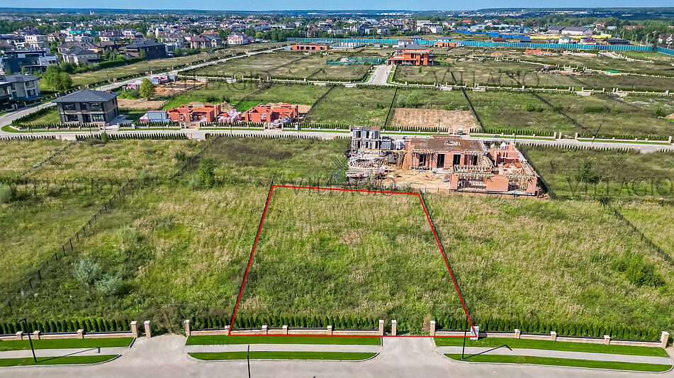 Участок в КП Миллениум Парк