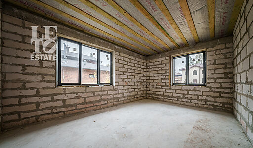 Дом в коттеджном поселке Фореста