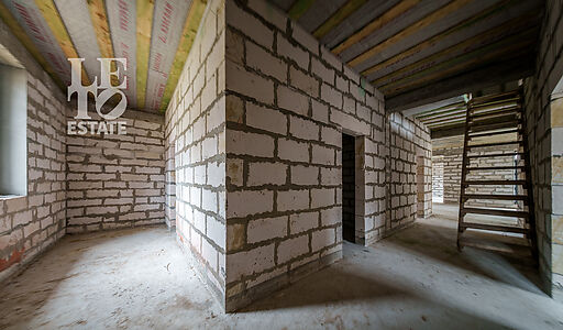 Дом в коттеджном поселке Фореста