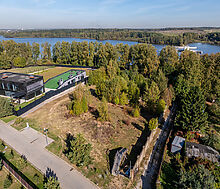 Участок на первой линии в КП Немо