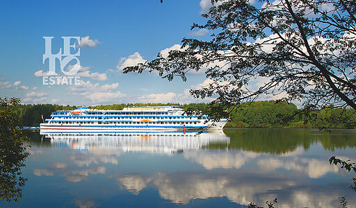 Участок на первой линии в КП Немо