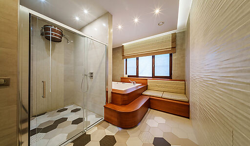 Современный дом у воды в Пестово