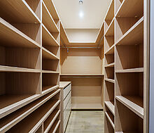 Современный дом у воды в Пестово