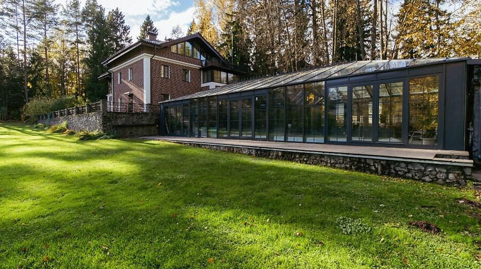 Дом на первой линии в Трудовой