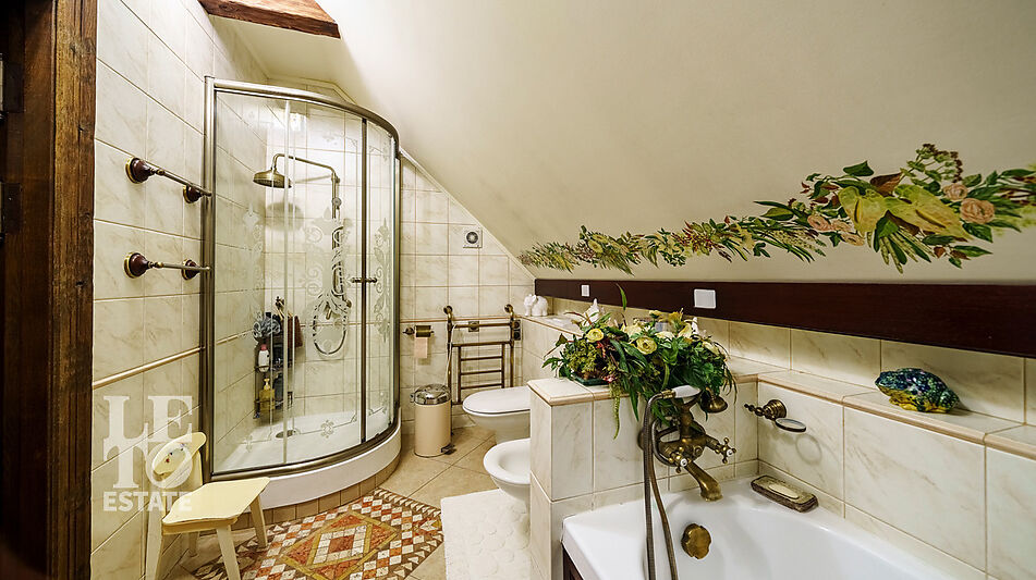 Усадьба окруженная лесом Горки-5