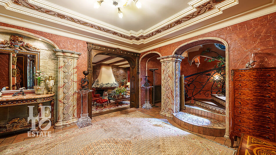 Усадьба окруженная лесом Горки-5