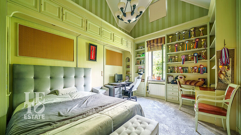 Усадьба окруженная лесом Горки-5