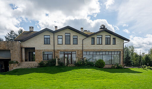 Резиденция на Валдае у озера Ужин