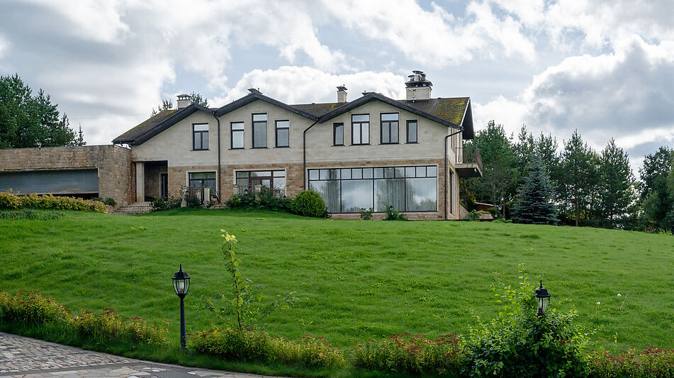 Резиденция на Валдае у озера Ужин