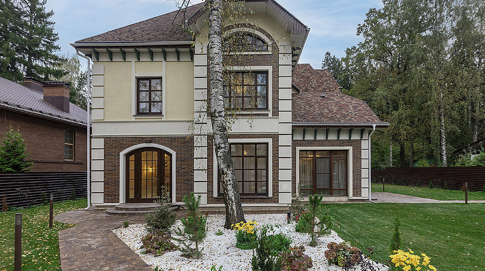 Уютный дом у леса в Опалихе