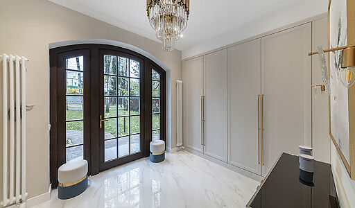 Уютный дом у леса в Опалихе