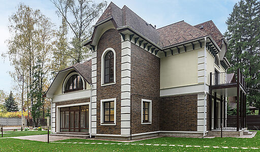 Уютный дом у леса в Опалихе