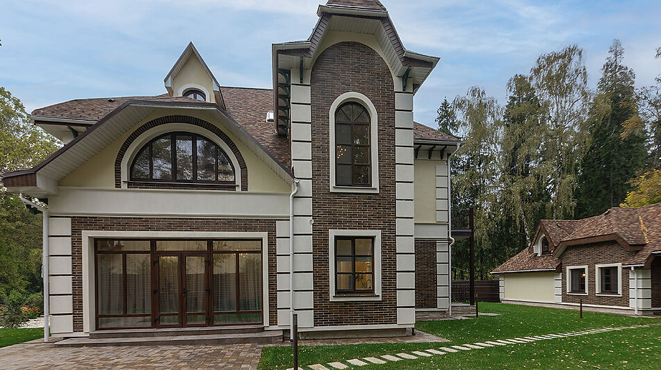 Уютный дом у леса в Опалихе