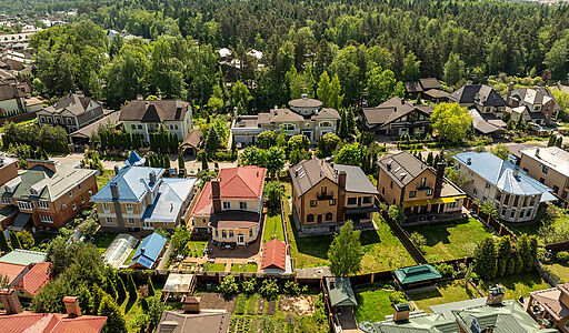 Продается усадьба в поселке Юлия2