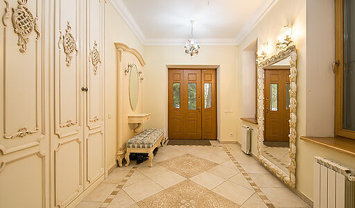 Продается усадьба в поселке Юлия2