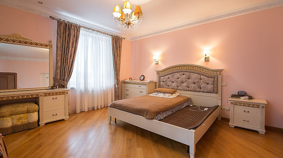 Продается усадьба в поселке Юлия2