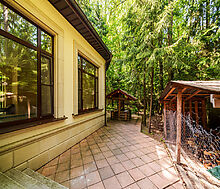 Продается усадьба в поселке Юлия2