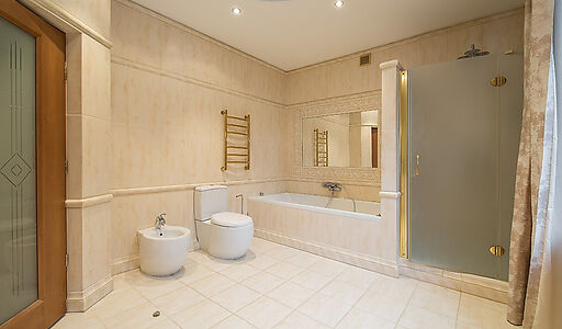 Продается усадьба в поселке Юлия2