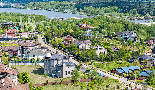 Земельный участок в КП Аврора