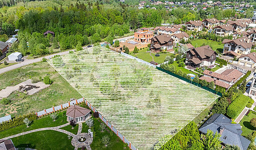 Земельный участок в КП Аврора