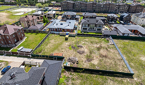 Участок в поселке Вешки