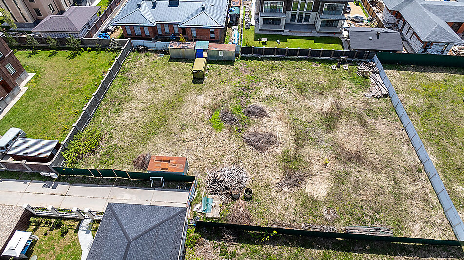 Участок в поселке Вешки