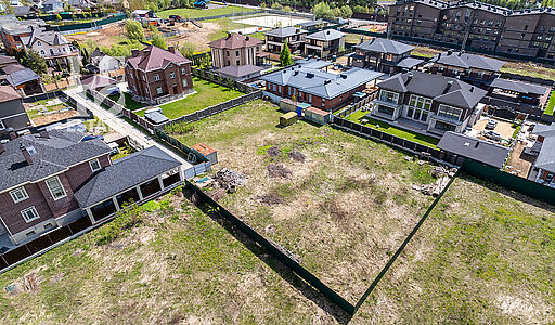 Участок в поселке Вешки