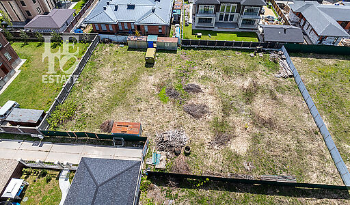 Участок в поселке Вешки