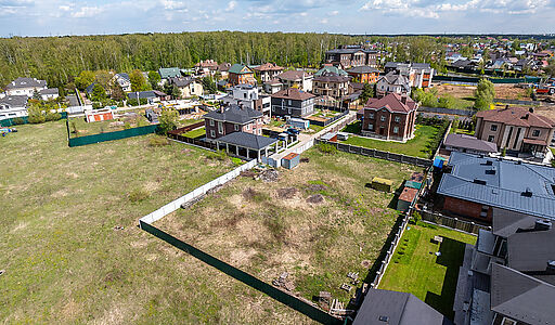 Участок в поселке Вешки