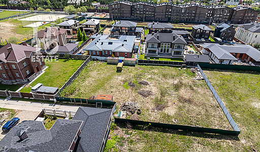 Участок в поселке Вешки