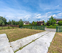 Прилесной участок в гольф Пестово