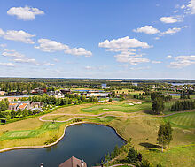 Прилесной участок в гольф Пестово