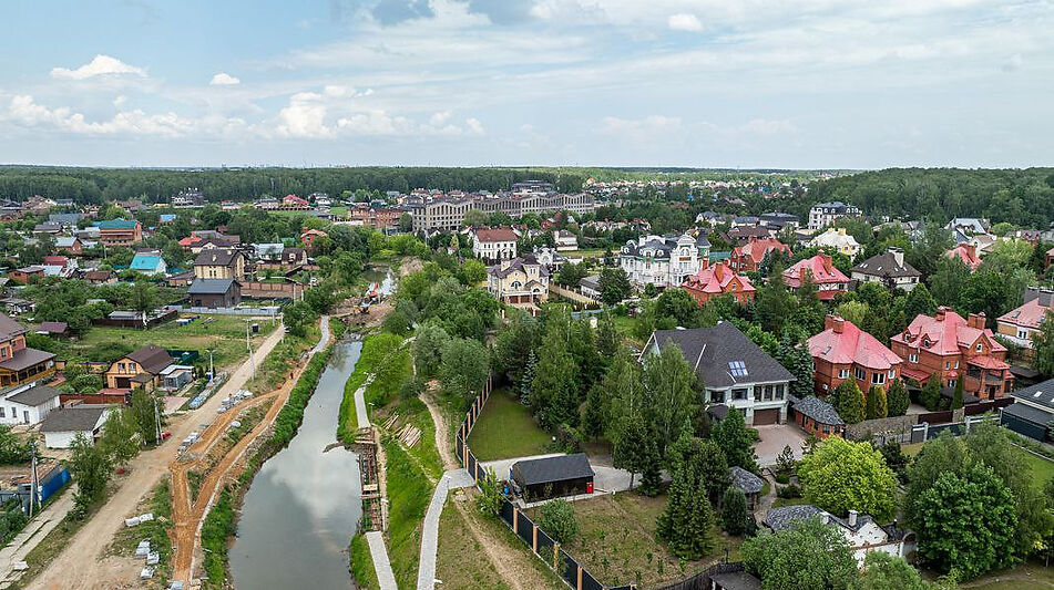 Респектабельный дом в Вешках