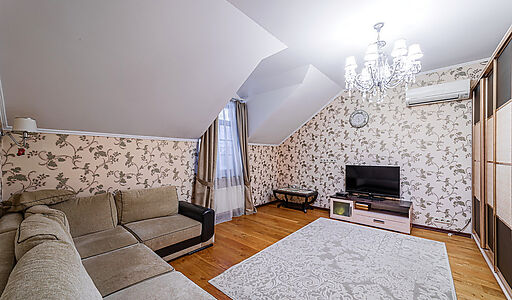 Респектабельный дом в Вешках