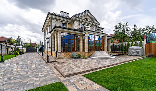 Респектабельный дом в Вешках