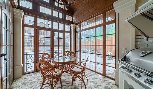 Респектабельный дом в Вешках