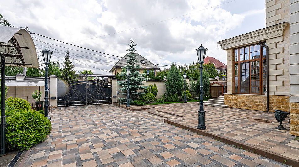 Респектабельный дом в Вешках