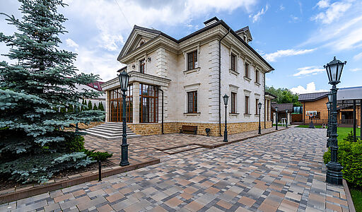 Респектабельный дом в Вешках