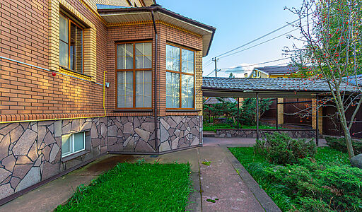 Дом с отделкой в Бородино