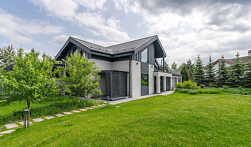 Современный дом в поселке Пестово