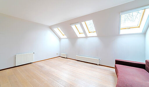 Дом с лесным участком в КП Лесной